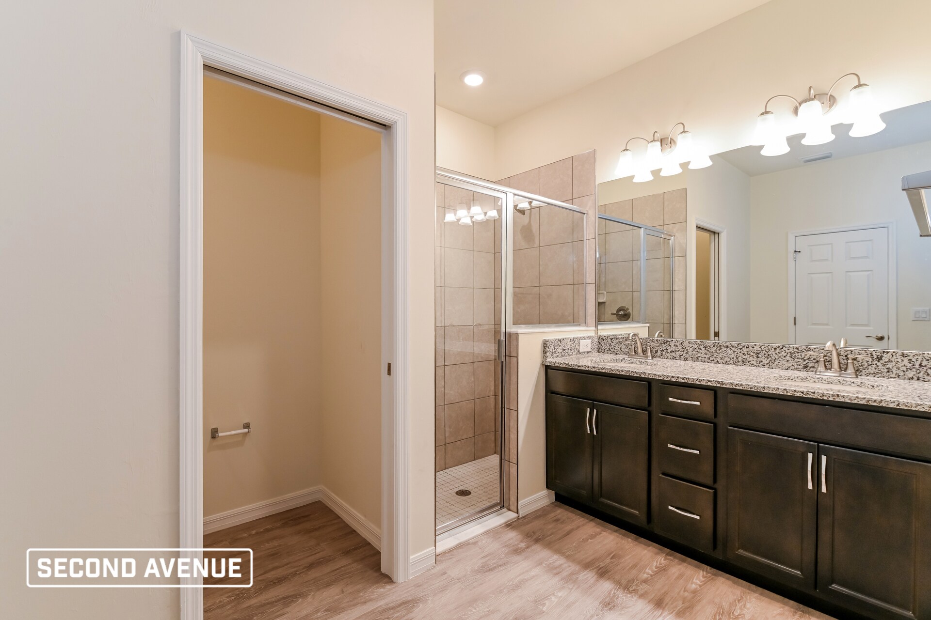 Building Photo - 346 NE 16th Terrace