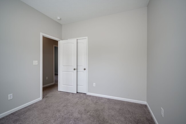 Building Photo - 311 Koweta Way