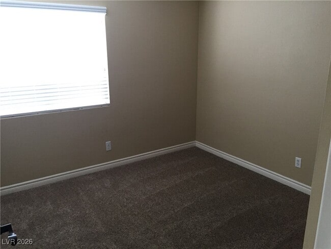 Building Photo - 8649 Trafalgar Dr