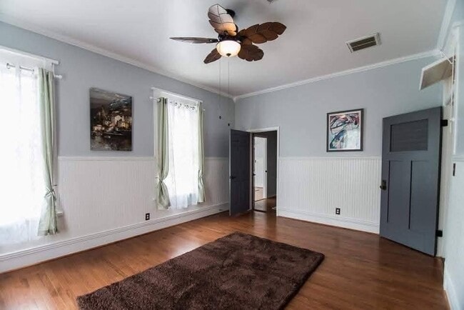 Building Photo - 407 N Moody St