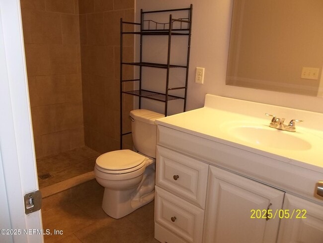 Building Photo - 7816 Delaroche Dr
