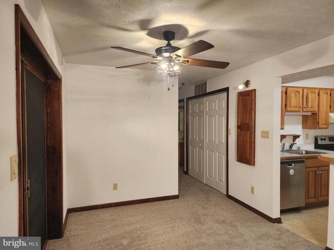 Building Photo - 23309 Sugar Maple Ct