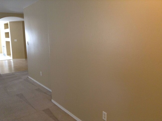 Building Photo - House