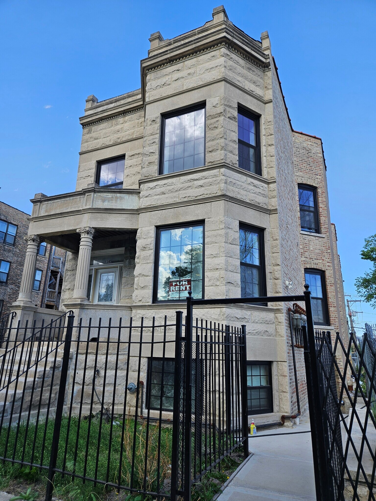 Building Photo - 1145 S Independence Blvd