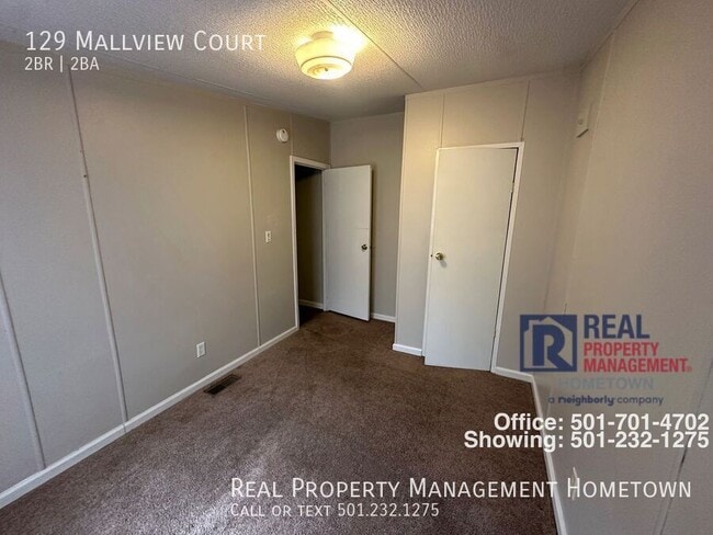 Building Photo - 129 Mallview Ct