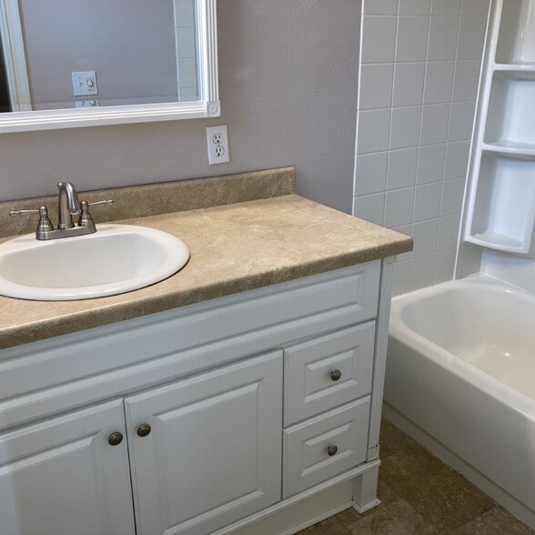 Bathroom - 217 N Jackson