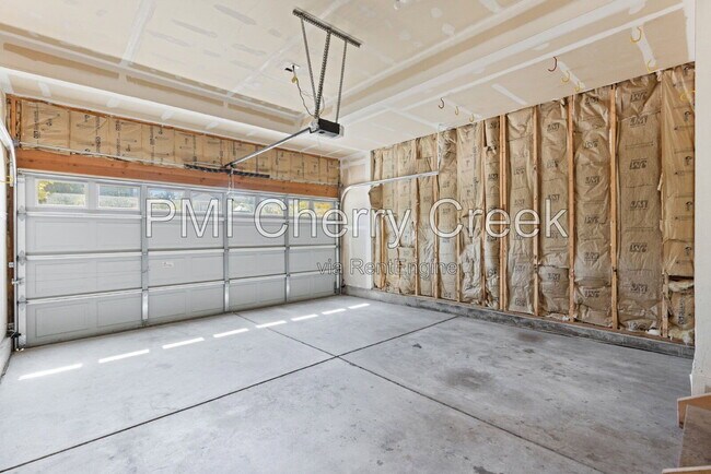 Building Photo - 3627 Starry Night Loop