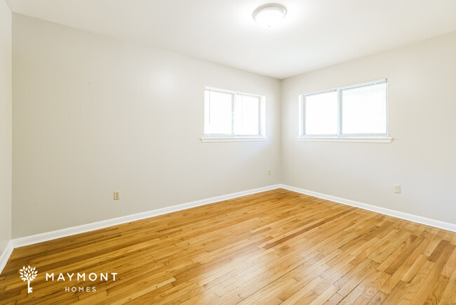 Building Photo - Lovely 3 Bedroom 2 Bathroom Home in Benton