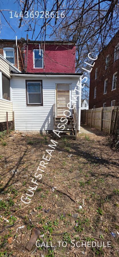 Building Photo - 1517 Homestead St