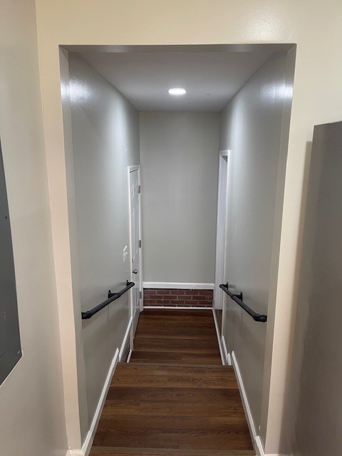 Building Photo - 227 Kenneth Blvd