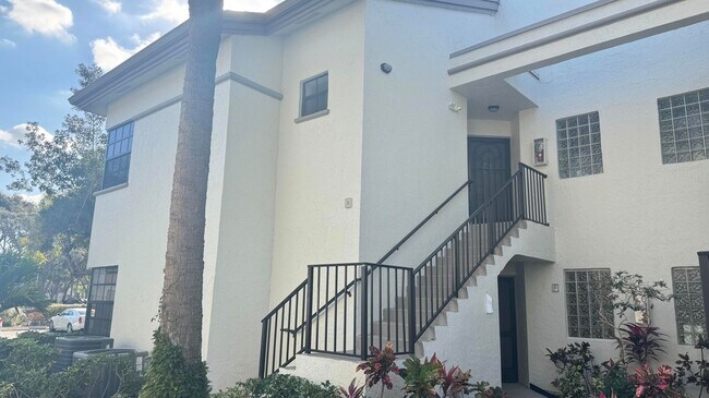 Building Photo - 5267 Europa Dr