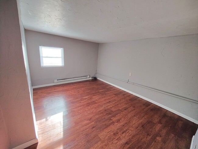 Building Photo - 2663 S 18th St