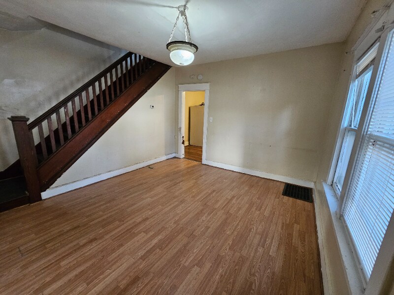 Building Photo - 55-57-57 Tompkins St