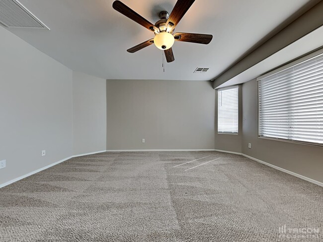 Building Photo - 24839 W Huntington Dr