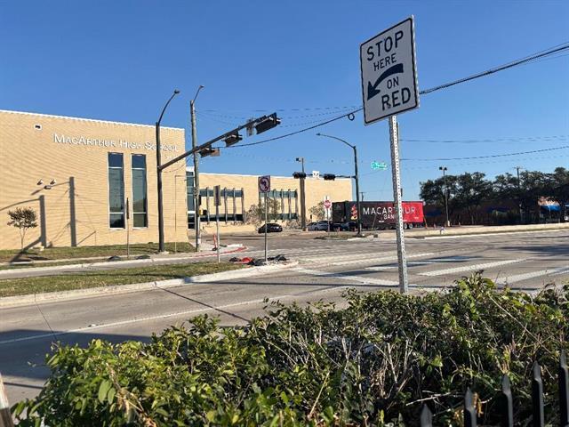 Building Photo - 1522 Addington St