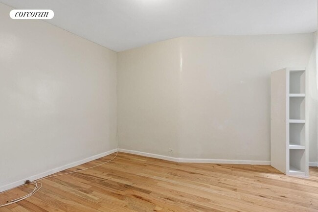 Building Photo - 175 Claremont Ave