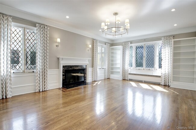 Building Photo - 92 6th St