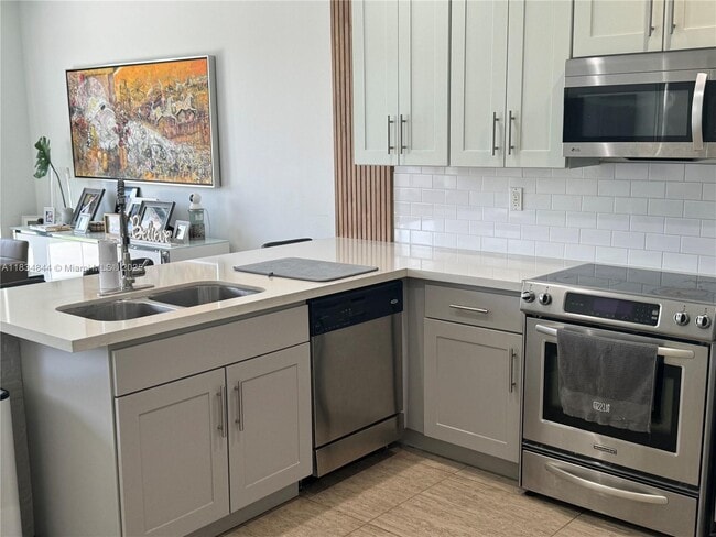 Building Photo - 10400 NW 58th Terrace