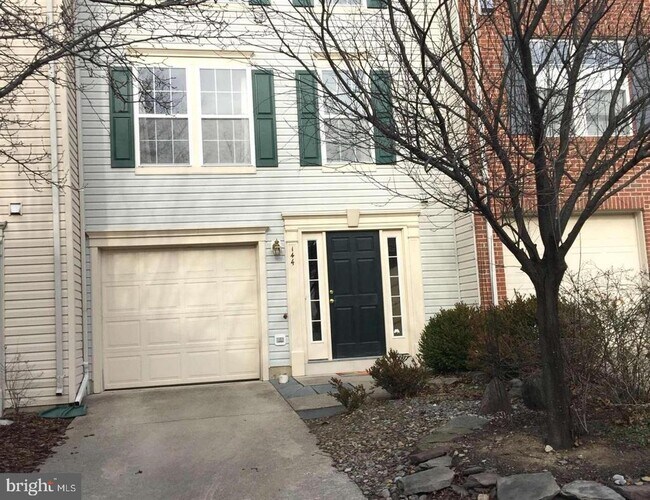 Building Photo - 144 Ingle Pl