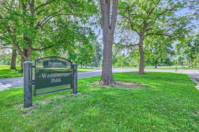 Building Photo - 2BD, 1BA Half-Duplex in Platt Park with Ov...