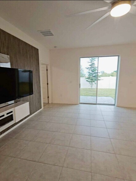 Building Photo - 522 Feltrim Manor Rd