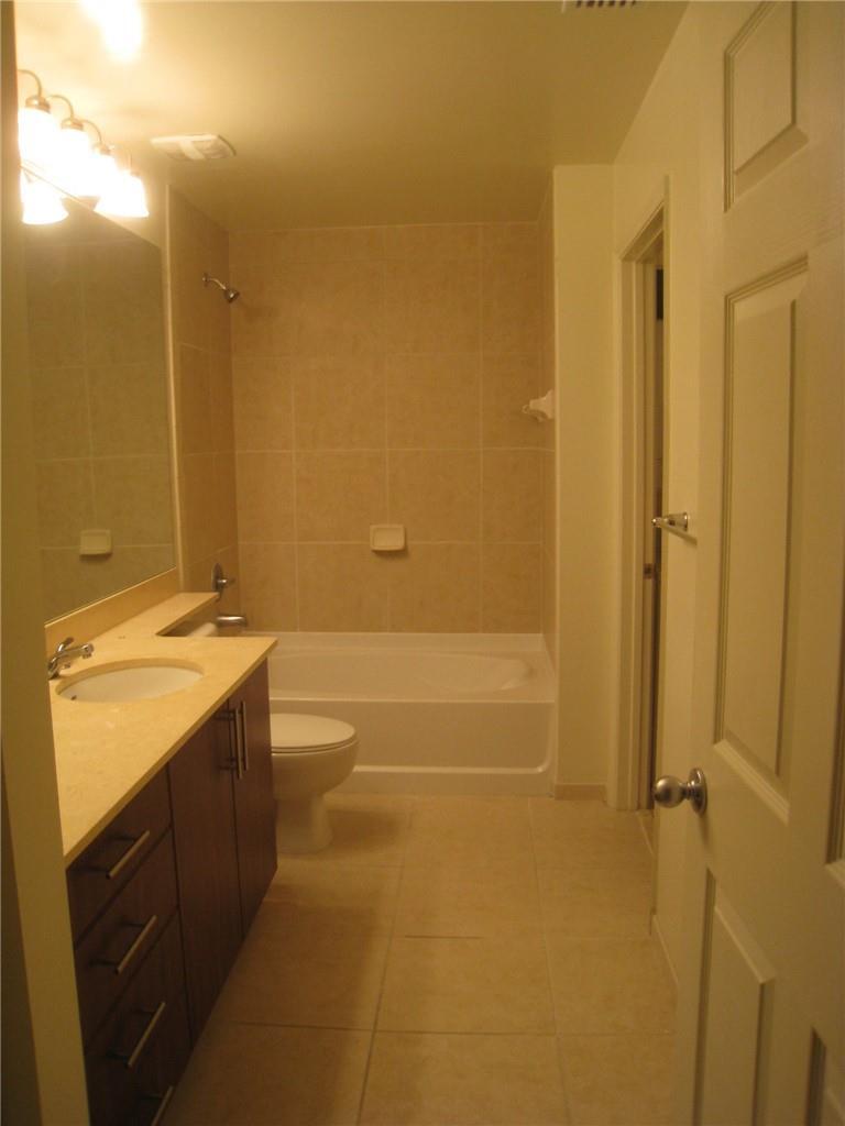 Building Photo - 2401 NE 65th St