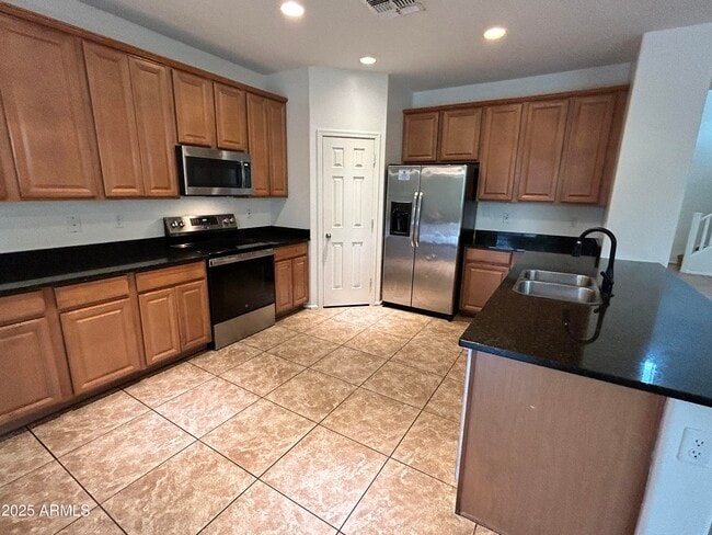 Building Photo - 8773 W Flynn Ln