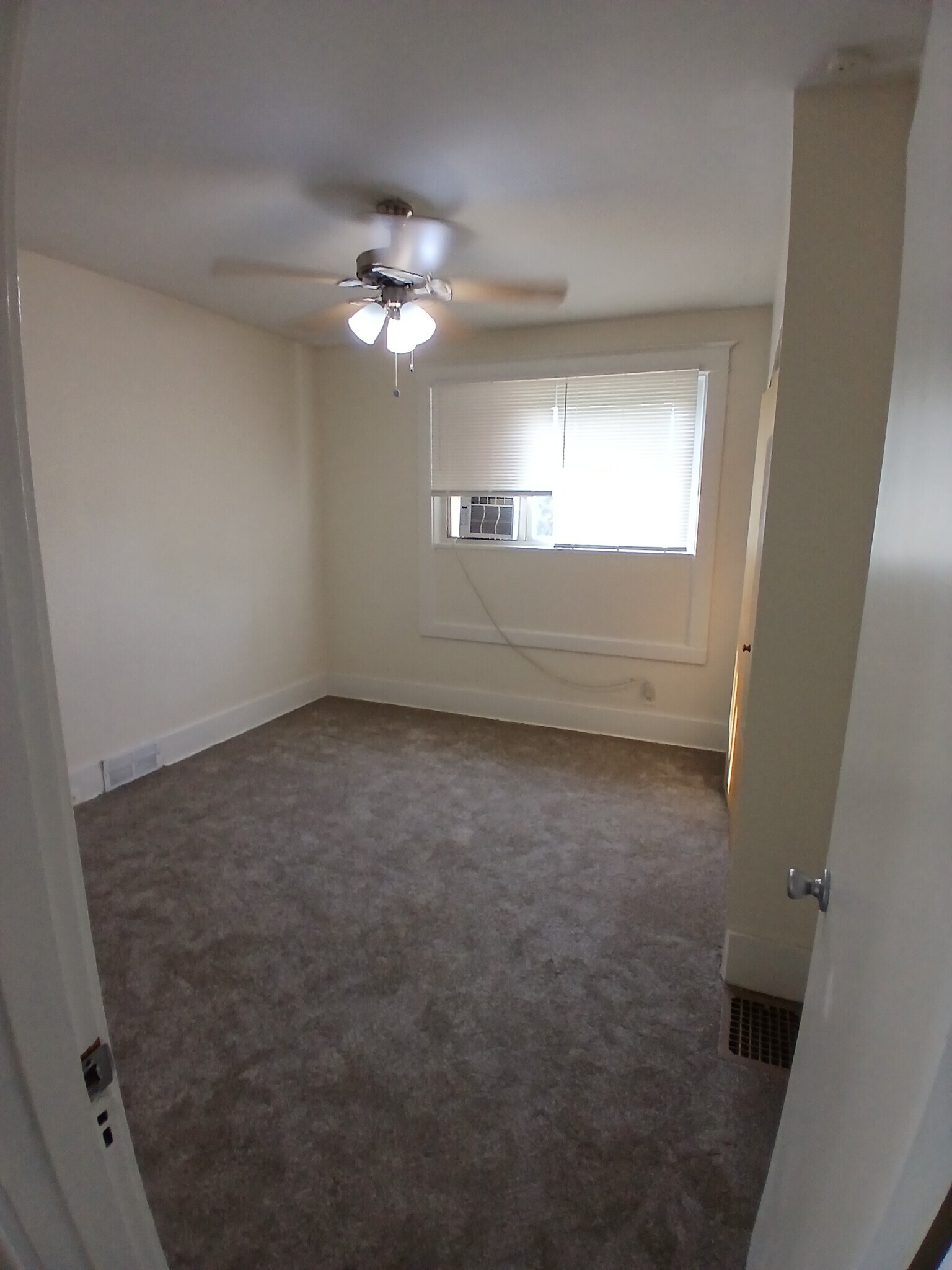 Bedroom 3 - 133 W 13th Ave