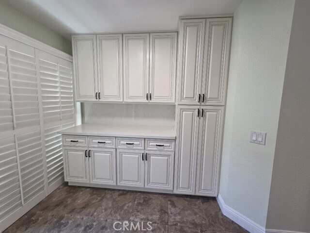 Building Photo - 9 Rock Cliff Pl