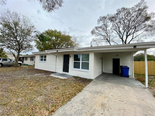 Building Photo - 1212 Windermere Way