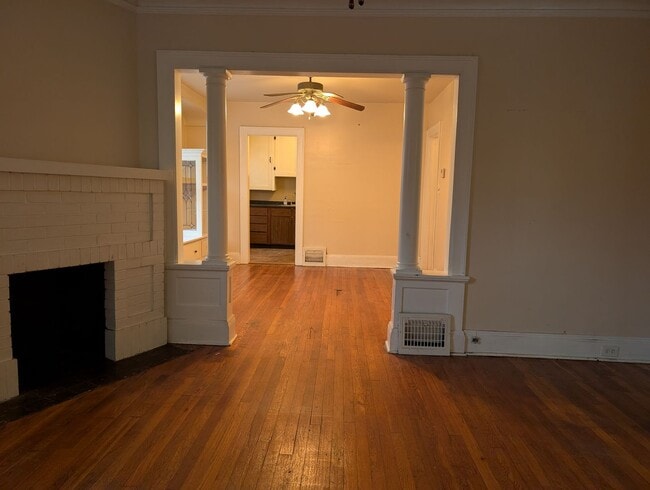 Building Photo - 3160 Meadowbrook Blvd