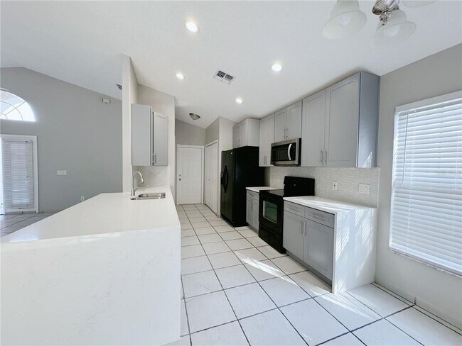 Building Photo - 2342 Lily Pad Ln