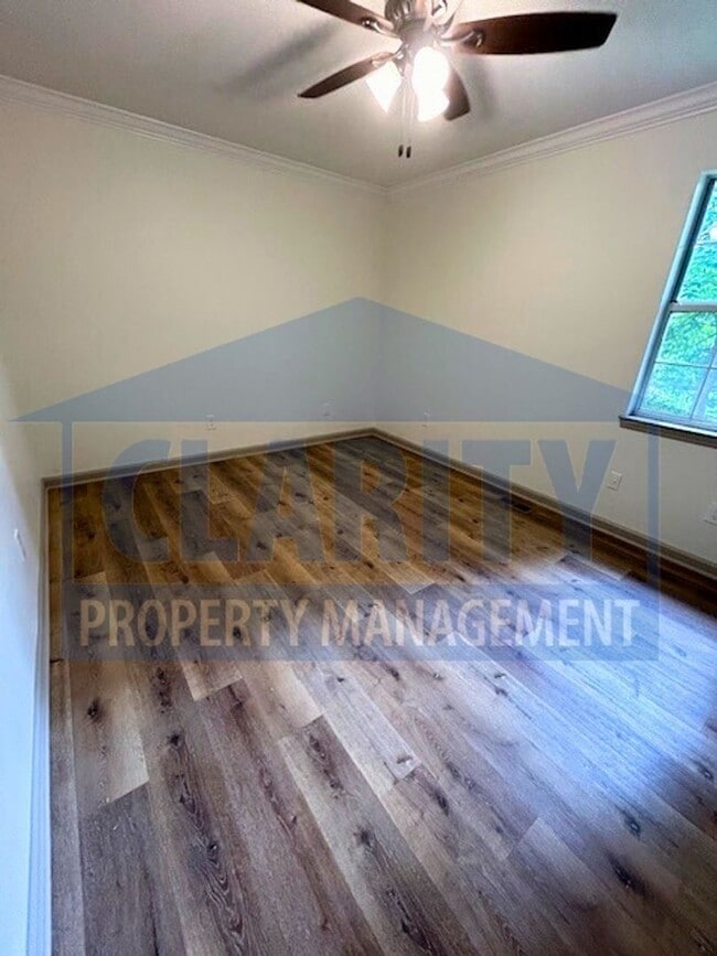 Building Photo - Newly renovated 3 bedroom, 2 bath ranch home!
