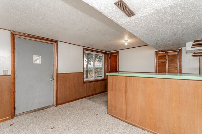 Building Photo - Please View 3D Virtual Walk-Through Before...