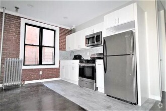 Building Photo - 3 bedroom in Bronx NY 10468