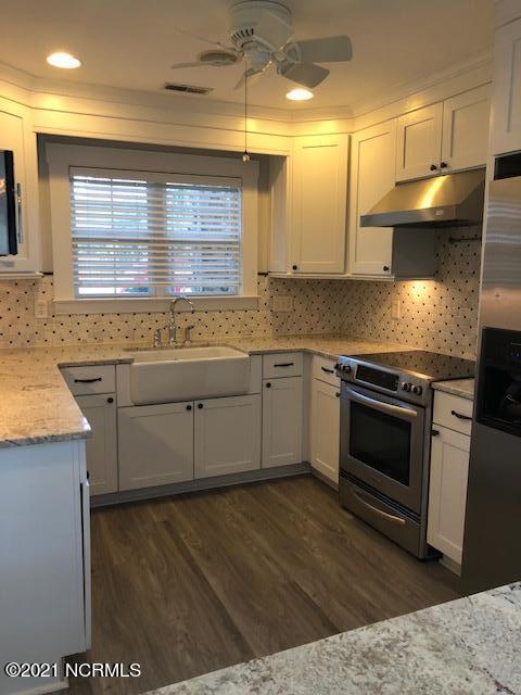 Building Photo - 825 Royal Bonnet Ct
