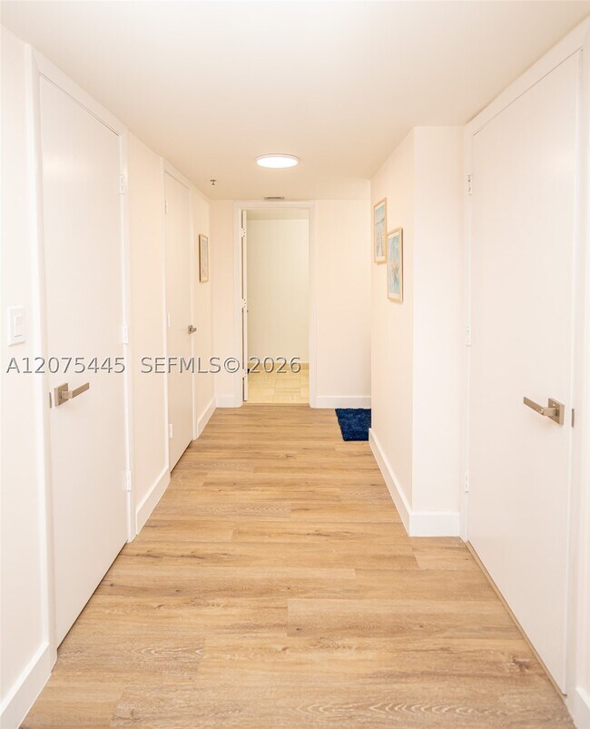 Building Photo - 1201 S Ocean Dr