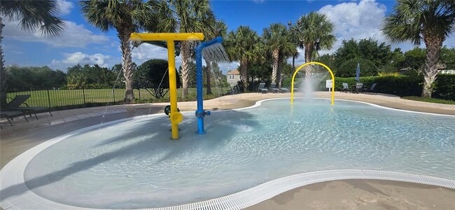 Building Photo - 7564 Bishop Square Dr