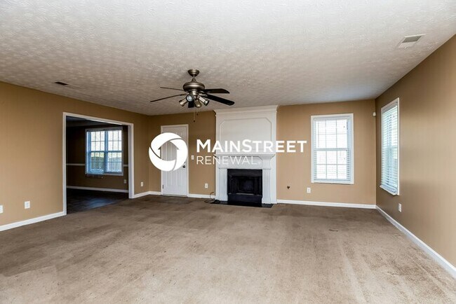 Building Photo - 1556 Marceau Dr