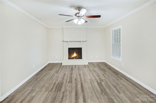 Building Photo - 5806 Katrine Ct