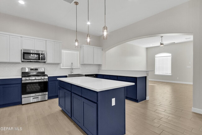 Building Photo - 13931 Sky Harbor Ave