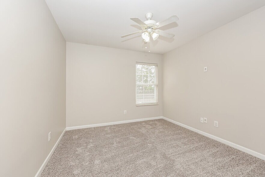 Building Photo - 3141 Aidan Ln