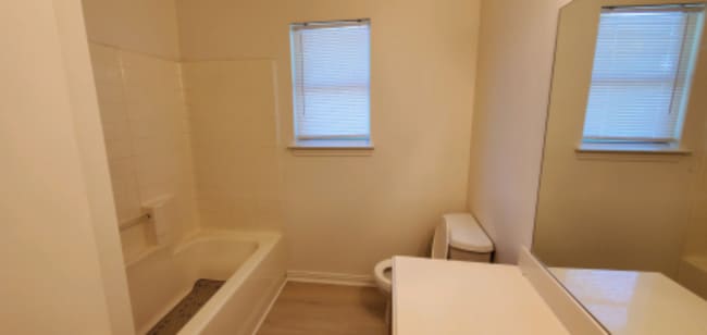 Building Photo - 13639 Biggs St