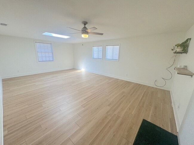 Building Photo - 324 Tanglewood Rd