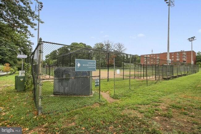 Building Photo - 4514 15th St NW