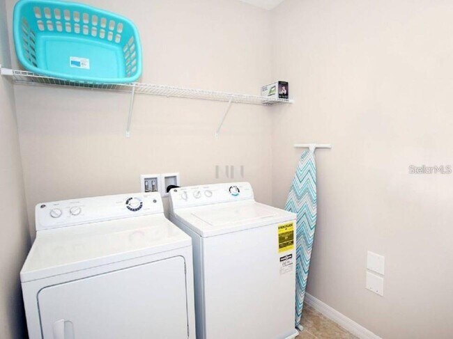 Building Photo - 4754 Terrasonesta Dr