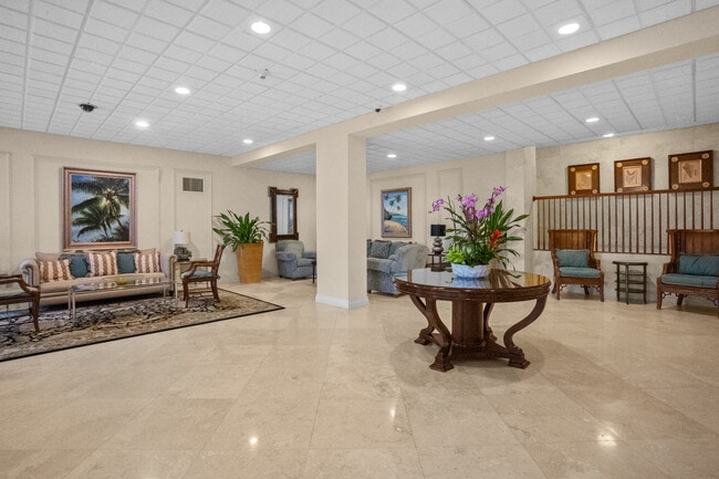 Building Photo - 2100 S Ocean Dr