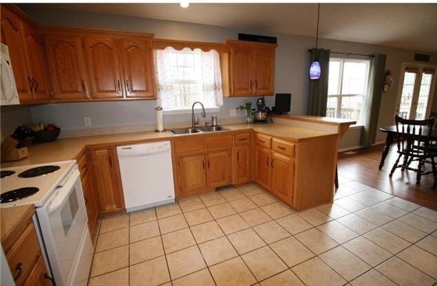 Primary Photo - 4 bedroom, 3 bath Ranch Style Home