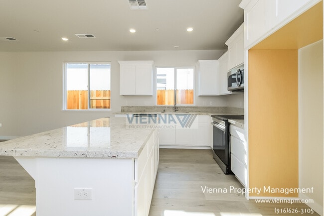 Building Photo - 3935 Prairie Blues St