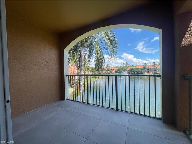 Building Photo - 1205 Wildwood Lakes Blvd